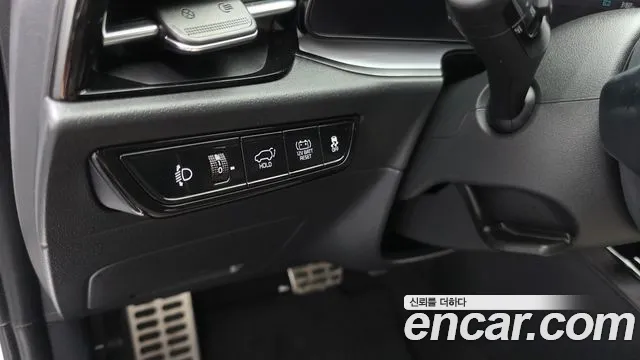 2024 Kia The All New Niro Signature Sold VIN KNACT81EGRA170131 – side profile