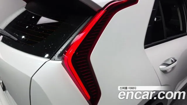 2025 Kia The All New Niro Signature Sold VIN KNACT81EGSA274398 – odometer reading