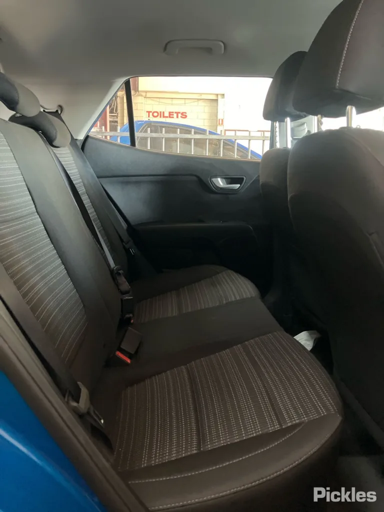 2024 Kia Stonic Damaged VIN KNAD6814MRT964789 – trunk area 2024 Kia Stonic Damaged VIN KNAD6814MRT964789 – trunk area