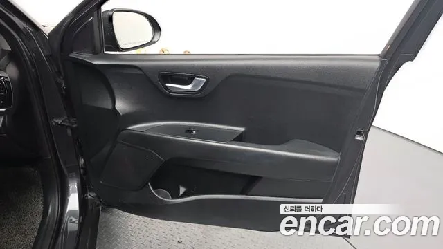 2018 Kia Stonic Diesel 1.6 Sold VIN KNADC815GJS074180 – undercarriage