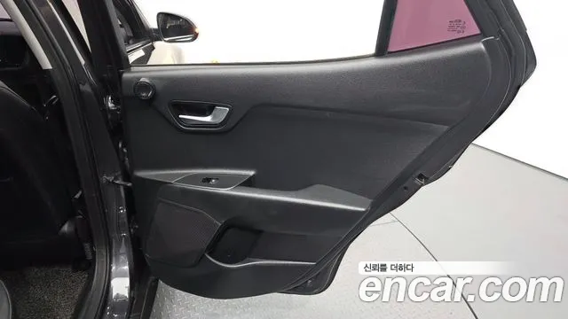 2018 Kia Stonic Diesel 1.6 Sold VIN KNADC815GJS074180 – photo 30