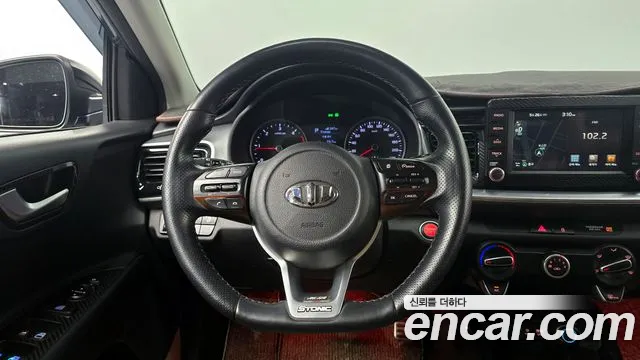 2018 Kia Stonic Diesel 1.6 Sold VIN KNADC815GJS095338 – trunk area
