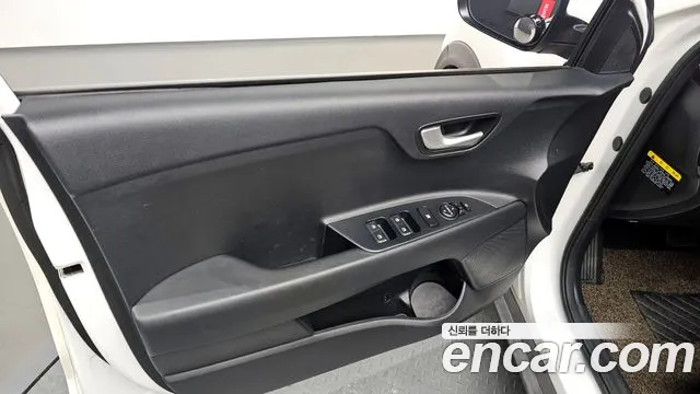 2018 Kia Stonic Diesel 1.6 Sold VIN KNADC815GJS154470 – dashboard 2018 Kia Stonic Diesel 1.6 Sold VIN KNADC815GJS154470 – dashboard