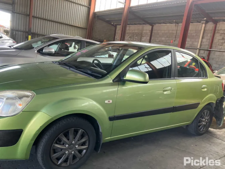2006 Kia Rio Damaged VIN KNADE223366153785 – photo 11