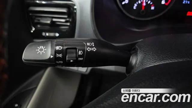 2018 Kia Stonic Diesel 1.6 Sold VIN KNADE815GJS078645 – rear exterior