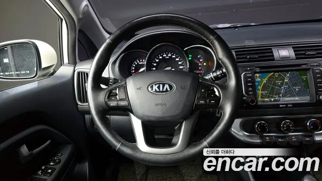 2017 Kia The New Pride 5DR 1.4 MPI Sold VIN KNADM512BHS826912 – interior seats 2017 Kia The New Pride 5DR 1.4 MPI Sold VIN KNADM512BHS826912 – interior seats