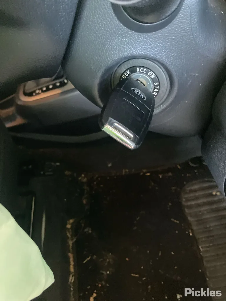 2016 Kia Rio Used VIN KNADN312MG6014795 – undercarriage