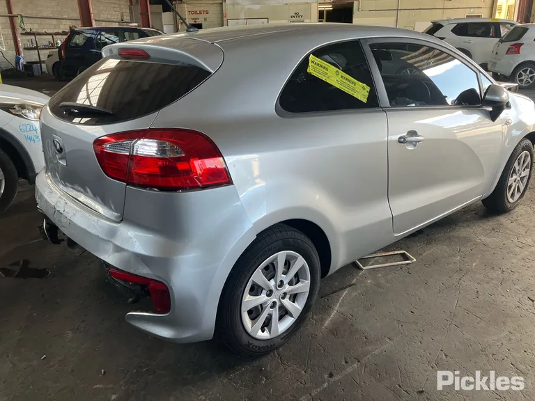 2016 Kia Rio Used VIN KNADN312MG6014795 – photo 13