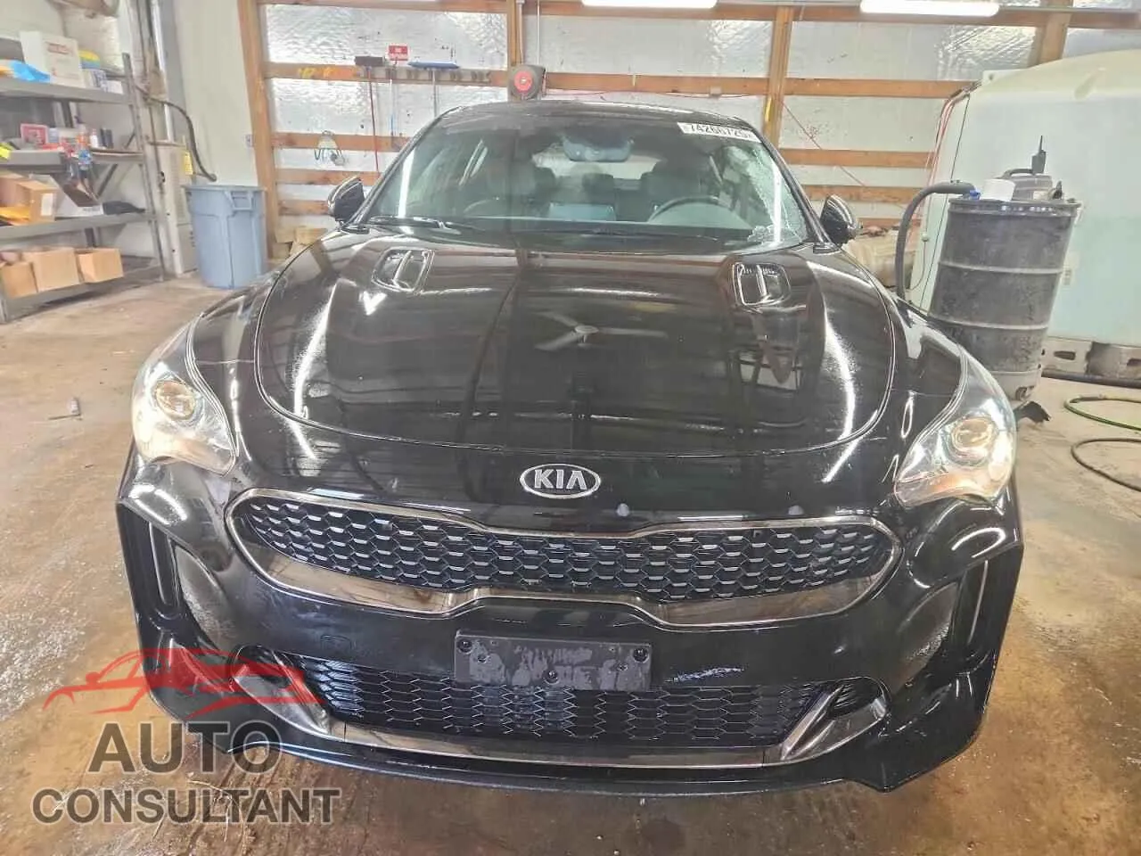 2020 KIA STINGER Damaged VIN KNAE15LAXL6075050 – interior seats