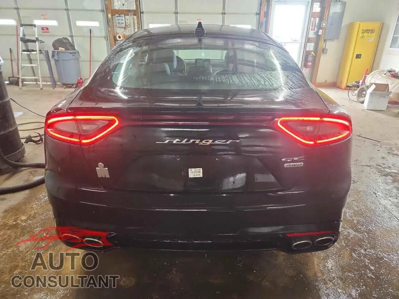 2020 KIA STINGER Damaged VIN KNAE15LAXL6075050 – engine bay