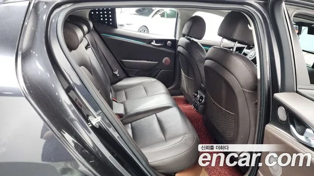 2018 Kia Stinger 2.0 Turbo 2WD Sold VIN KNAE351ABJS001250 – interior seats