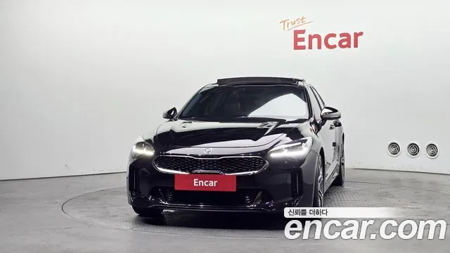 2018 Kia Stinger 2.0 Turbo 2WD Sold VIN KNAE351ABJS004811 – trunk area