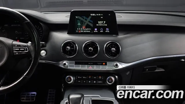 2019 Kia Stinger 2.0 Turbo 2WD Sold VIN KNAE351ABKS050863 – trunk area