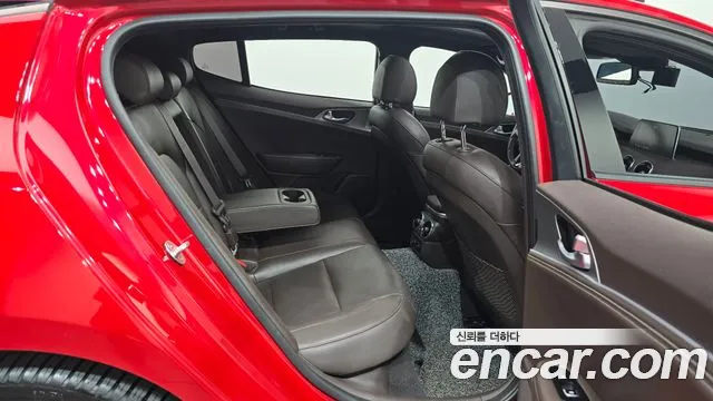 2019 Kia Stinger 2.0 Turbo 2WD Sold VIN KNAE351ABKS052971 – rear exterior