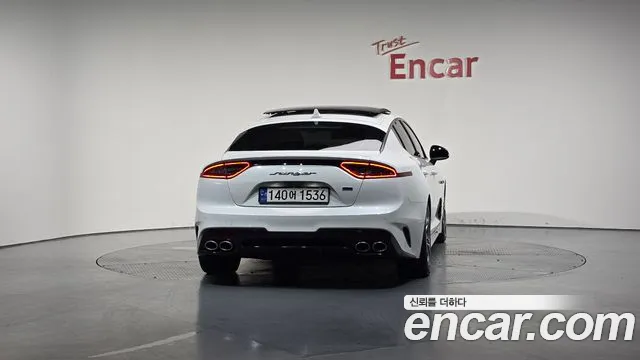 2019 Kia Stinger 2.0 Turbo 2WD Sold VIN KNAE351ABKS054676 – photo 13