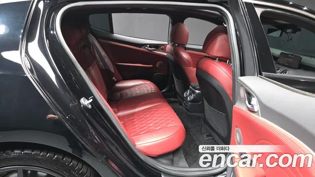 2021 Kia Stinger Meister 3.3 GT Masters Turbo Package Sold VIN KNAE551CBMS110801 – interior seats 2021 Kia Stinger Meister 3.3 GT Masters Turbo Package Sold VIN KNAE551CBMS110801 – interior seats