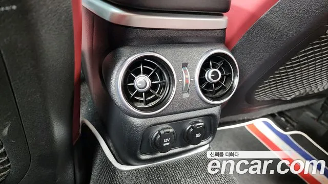 2018 Kia Stinger 3.3 Turbo 2WD Sold VIN KNAE751CBJS004209 – interior seats 2018 Kia Stinger 3.3 Turbo 2WD Sold VIN KNAE751CBJS004209 – interior seats