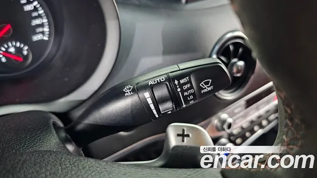 2019 Kia Stinger 3.3 Turbo 2WD Sold VIN KNAE751CBKS061413 – trunk area