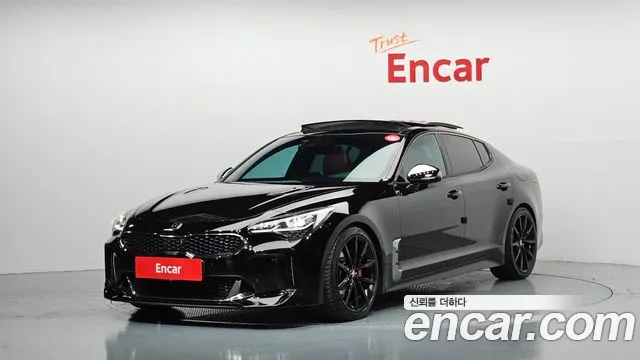 2018 Kia Stinger 3.3 Turbo AWD Sold VIN KNAE751CDJS002673 – rear exterior