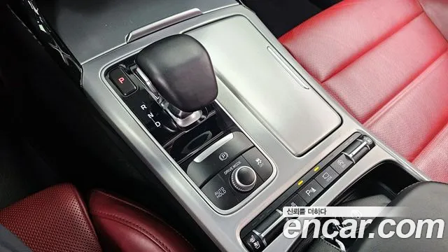 2018 Kia Stinger 3.3 Turbo AWD Sold VIN KNAE751CDJS007386 – exterior detail