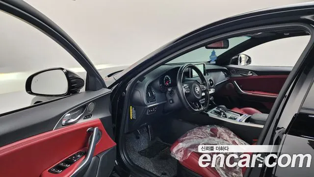 2018 Kia Stinger 3.3 Turbo AWD Sold VIN KNAE751CDJS009940 – exterior detail 2018 Kia Stinger 3.3 Turbo AWD Sold VIN KNAE751CDJS009940 – exterior detail