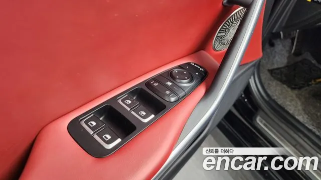 2018 Kia Stinger 3.3 Turbo AWD Sold VIN KNAE751CDJS009940 – photo 32 2018 Kia Stinger 3.3 Turbo AWD Sold VIN KNAE751CDJS009940 – photo 32