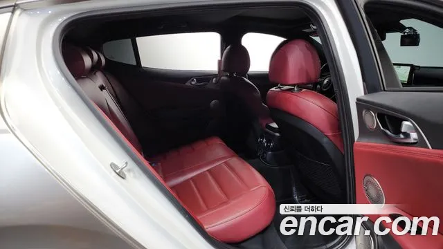 2019 Kia Stinger 3.3 Turbo AWD Sold VIN KNAE751CDKS042242 – interior seats