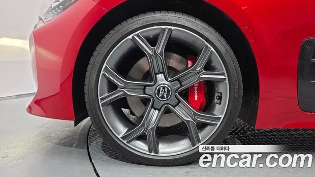 2020 Kia Stinger 3.3 Turbo AWD Sold VIN KNAE751CDLS067651 – photo 29 2020 Kia Stinger 3.3 Turbo AWD Sold VIN KNAE751CDLS067651 – photo 29