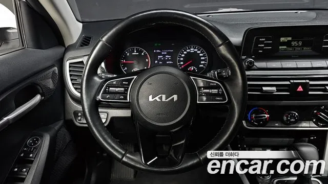 2022 Kia Seltos Diesel 1.6 2WD Sold VIN KNAEN815GNK290895 – dashboard 2022 Kia Seltos Diesel 1.6 2WD Sold VIN KNAEN815GNK290895 – dashboard