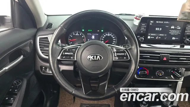 2020 Kia Seltos Gasoline 1.6 Turbo 2WD Sold VIN KNAEP812GLK035674 – photo 19