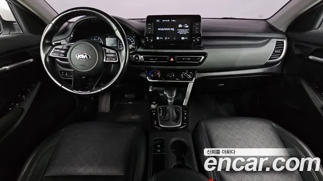 2020 Kia Seltos Gasoline 1.6 Turbo 2WD Sold VIN KNAEP812GLK055212 – trunk area