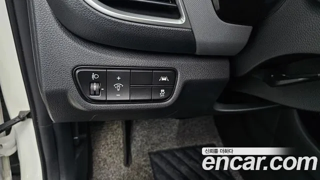 2022 Kia Seltos Gasoline 1.6 Turbo 2WD Sold VIN KNAEP812GNK240712 – dashboard