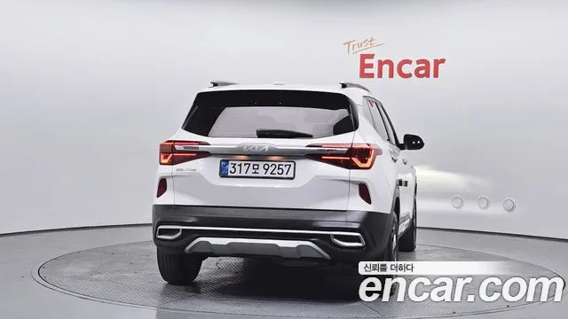 2022 Kia Seltos Gasoline 1.6 Turbo 2WD VIN KNAEP812GNK298066