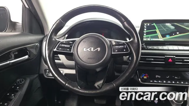 2023 Kia Seltos Gasoline 1.6 Turbo 2WD Sold VIN KNAEP812GPK364775 – rear exterior 2023 Kia Seltos Gasoline 1.6 Turbo 2WD Sold VIN KNAEP812GPK364775 – rear exterior