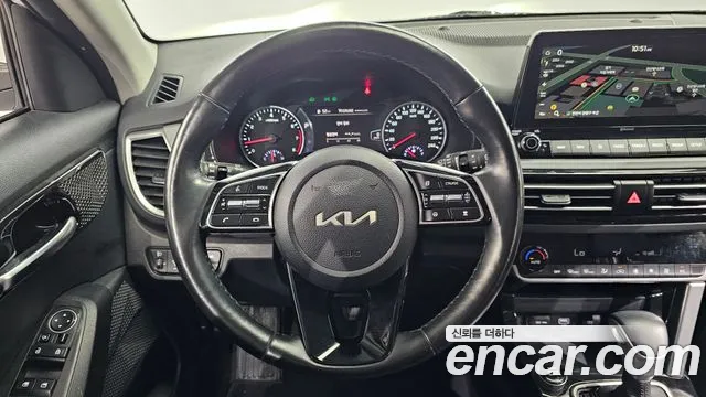 2023 Kia Seltos Gasoline 1.6 Turbo 2WD Sold VIN KNAEP812GPK374564 – exterior detail 2023 Kia Seltos Gasoline 1.6 Turbo 2WD Sold VIN KNAEP812GPK374564 – exterior detail
