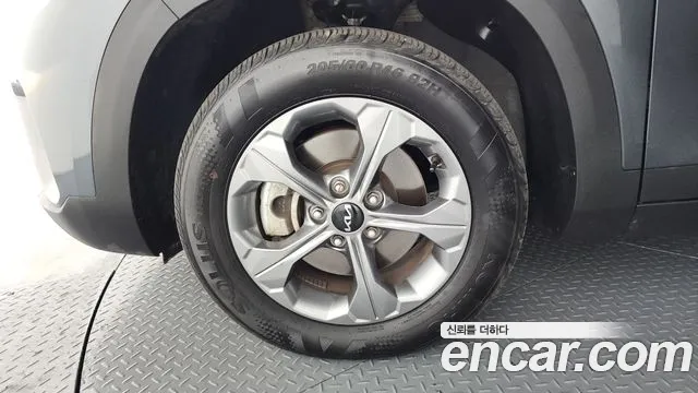 2025 Kia The New Seltos Gasoline 1.6 Turbo 2WD Sold VIN KNAEP817BSK742779 – undercarriage