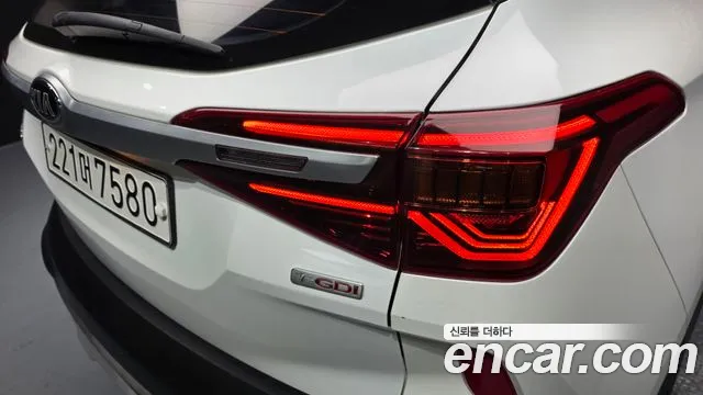 2020 Kia Seltos Gasoline 1.6 Turbo 2WD Sold VIN KNAER812GLK016982 – side profile 2020 Kia Seltos Gasoline 1.6 Turbo 2WD Sold VIN KNAER812GLK016982 – side profile