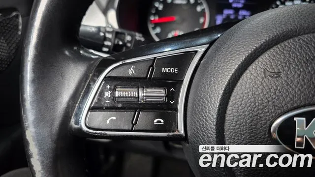 2020 Kia Seltos Gasoline 1.6 Turbo 2WD Sold VIN KNAER812GLK016982 – photo 17 2020 Kia Seltos Gasoline 1.6 Turbo 2WD Sold VIN KNAER812GLK016982 – photo 17