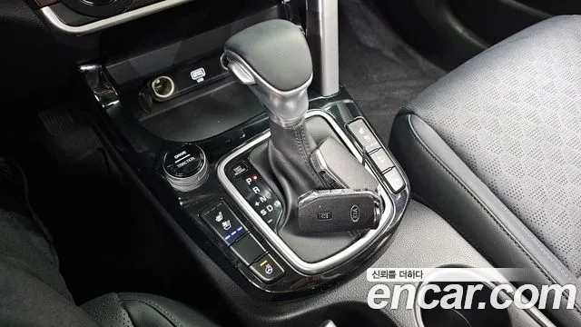 2020 Kia Seltos Gasoline 1.6 Turbo 2WD Sold VIN KNAER812GLK025430 – rear exterior 2020 Kia Seltos Gasoline 1.6 Turbo 2WD Sold VIN KNAER812GLK025430 – rear exterior
