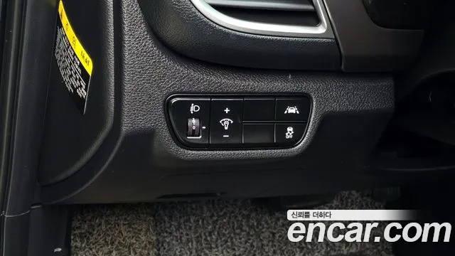 2020 Kia Seltos Gasoline 1.6 Turbo 2WD Sold VIN KNAER812GLK053996 – trunk area