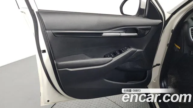 2020 Kia Seltos Gasoline 1.6 Turbo 2WD Sold VIN KNAER812GLK068984 – interior seats 2020 Kia Seltos Gasoline 1.6 Turbo 2WD Sold VIN KNAER812GLK068984 – interior seats
