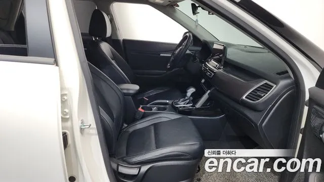 2020 Kia Seltos Gasoline 1.6 Turbo 2WD Sold VIN KNAER812GLK068984 – trunk area 2020 Kia Seltos Gasoline 1.6 Turbo 2WD Sold VIN KNAER812GLK068984 – trunk area