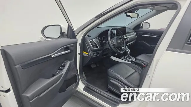 2020 Kia Seltos Gasoline 1.6 Turbo 2WD Sold VIN KNAER812GLK079188 – photo 17 2020 Kia Seltos Gasoline 1.6 Turbo 2WD Sold VIN KNAER812GLK079188 – photo 17