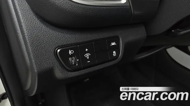 2022 Kia Seltos Gasoline 1.6 Turbo 2WD Sold VIN KNAER812GNK224717 – dashboard
