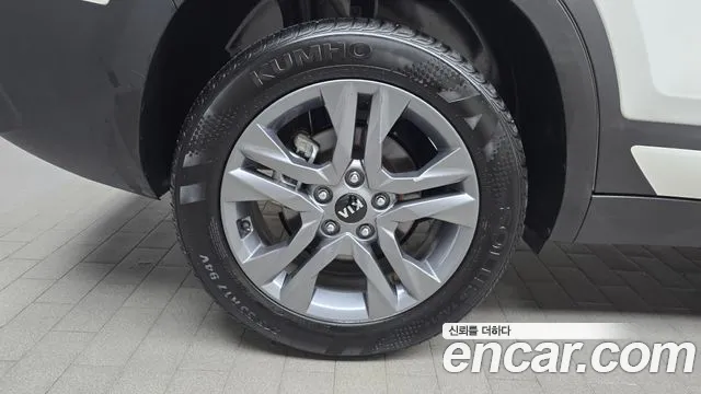 2022 Kia Seltos Gasoline 1.6 Turbo 2WD Sold VIN KNAER812GNK224717 – undercarriage