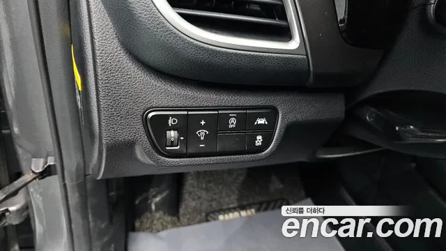 2020 Kia Seltos Diesel 1.6 2WD Sold VIN KNAES815GLK021878 – interior seats 2020 Kia Seltos Diesel 1.6 2WD Sold VIN KNAES815GLK021878 – interior seats