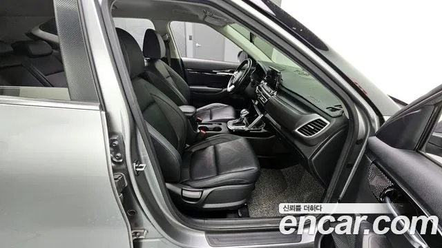 2020 Kia Seltos Diesel 1.6 2WD Sold VIN KNAES815GLK021878 – trunk area 2020 Kia Seltos Diesel 1.6 2WD Sold VIN KNAES815GLK021878 – trunk area