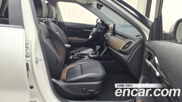 2020 Kia Seltos Diesel 1.6 2WD Sold VIN KNAES815GLK072007 – dashboard
