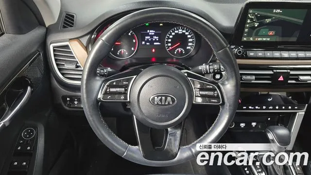 2020 Kia Seltos Diesel 1.6 2WD Sold VIN KNAES815GLK072007 – trunk area