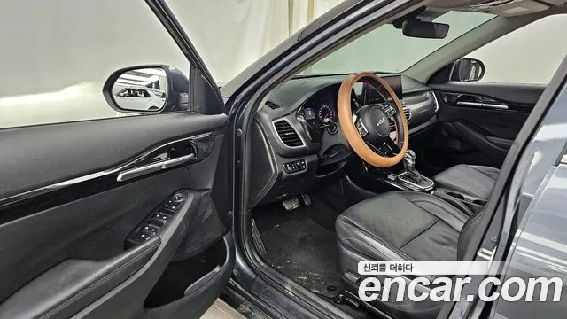 2022 Kia Seltos Diesel 1.6 2WD Sold VIN KNAES815GNK292022 – dashboard